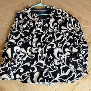 Lane Bryant Black & Cream Button-Down Top